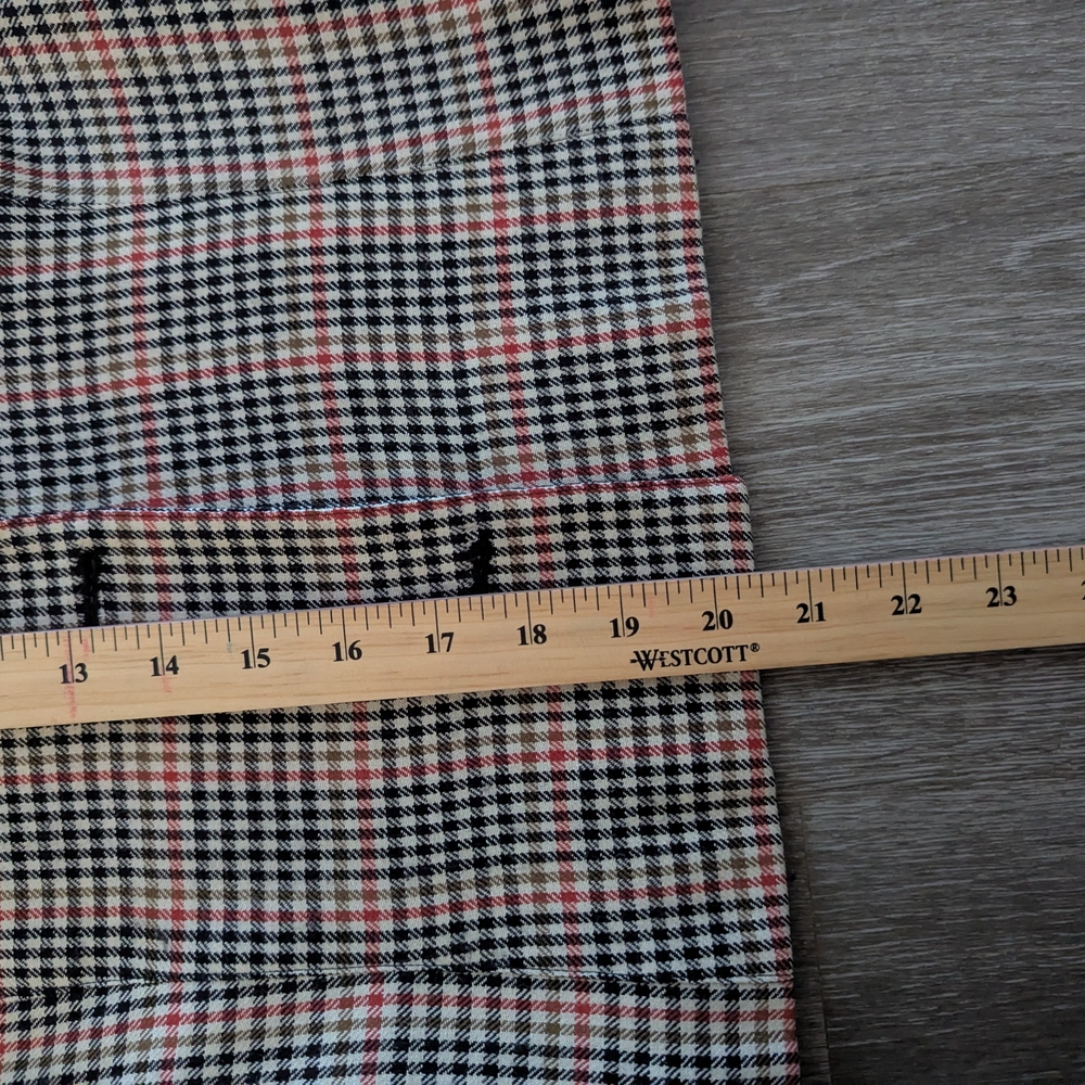 Plaid Button-Up Jacket - Picture 4 of 6